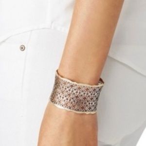 Candice wide Gun-metal filigree detailing cuff
